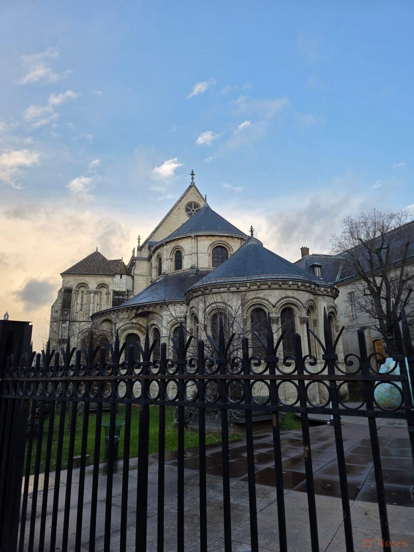 Test Samsung Galaxy S25 Ultra: The King of Smartphones falls asleep on his throne