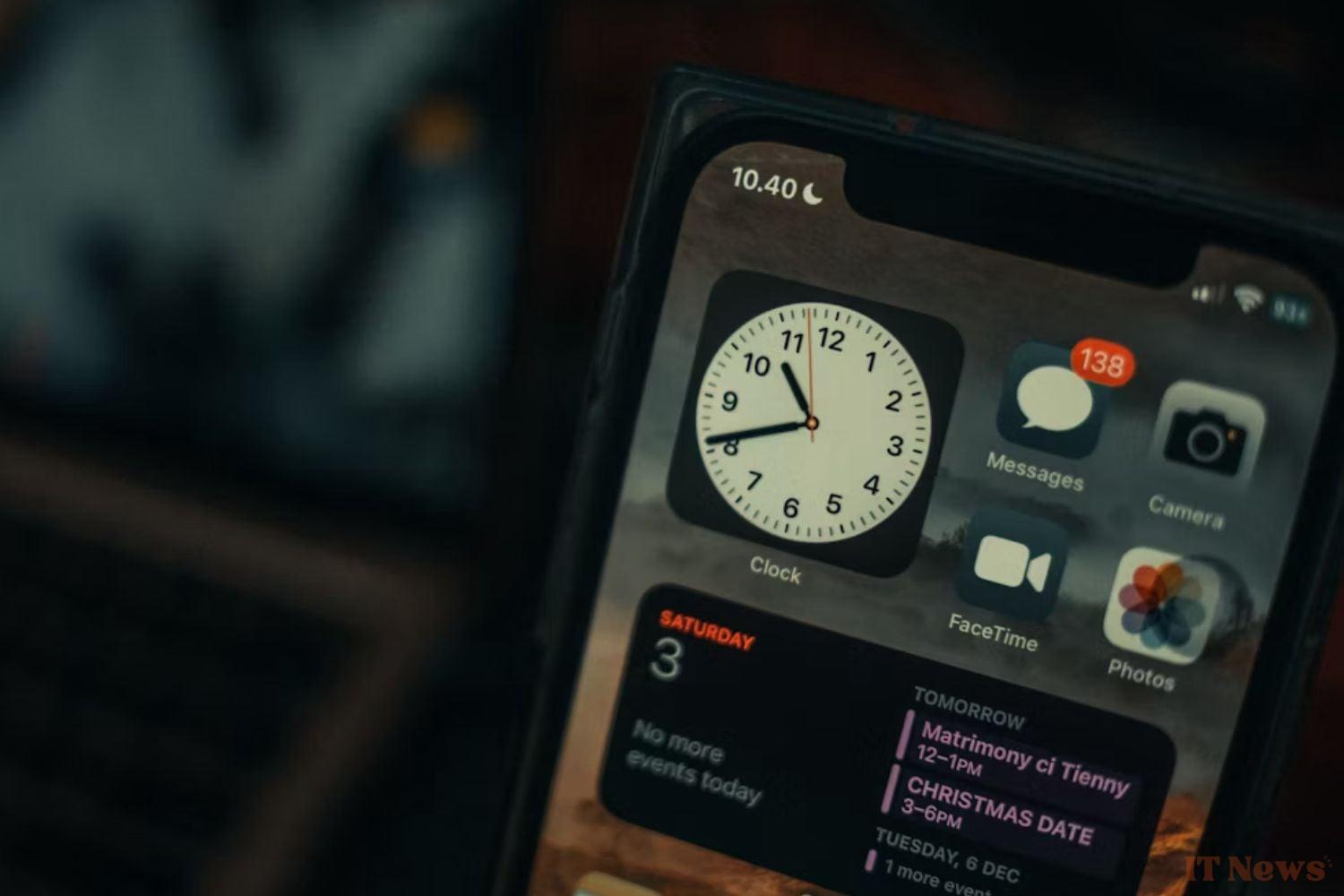 The wake up of the iPhone still derails, it's been 5 years since it lasts