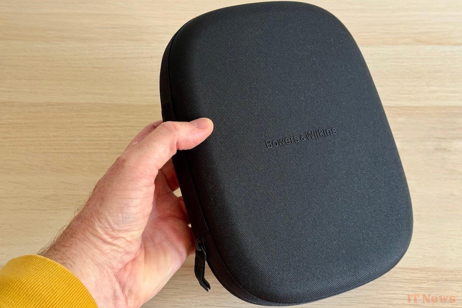 Bowers & Wilkins Px7 S3 Review: The Portable Headphones That Will Delight Audiophiles