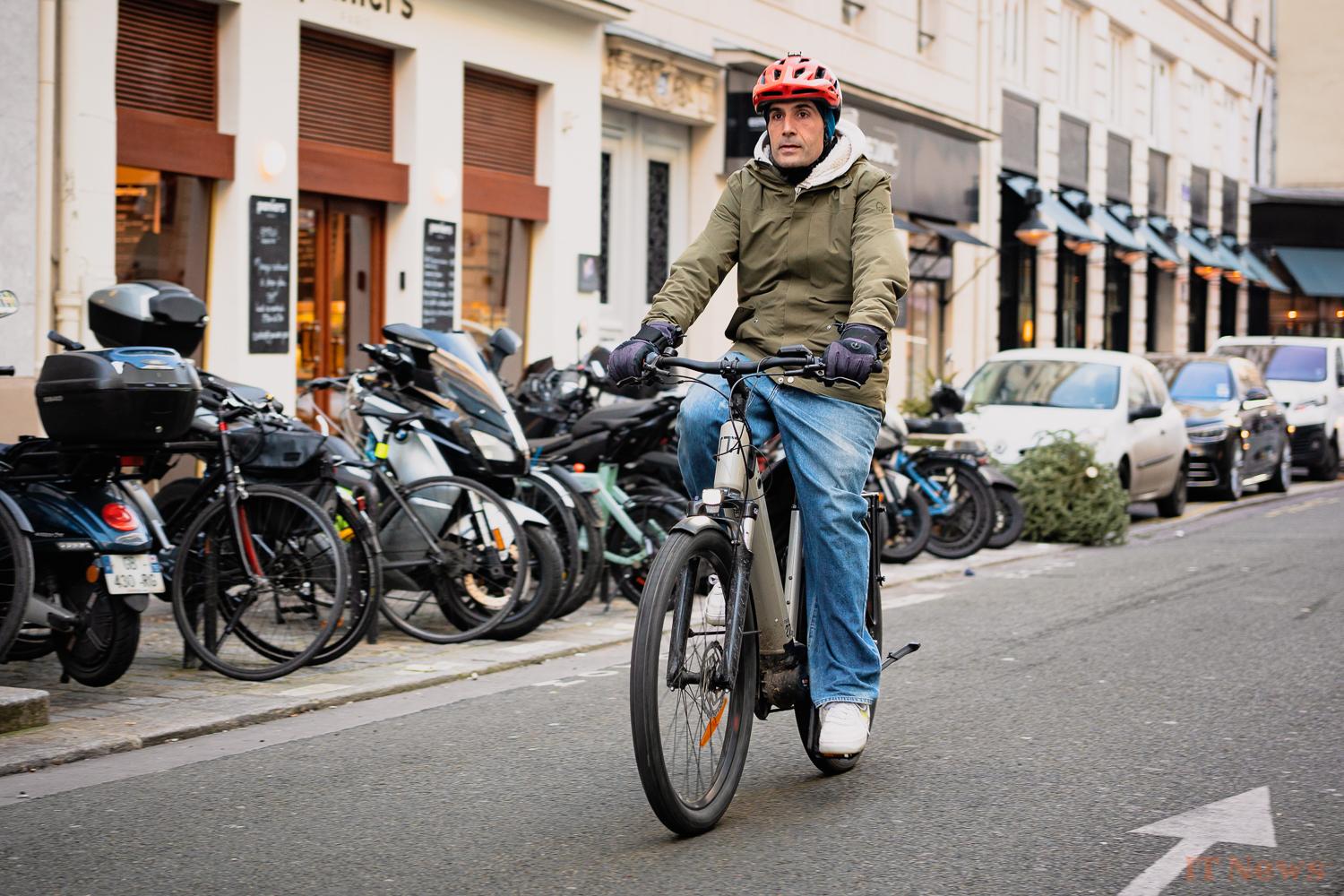 Mustache test Tuesday 27.4: versatility is its strength