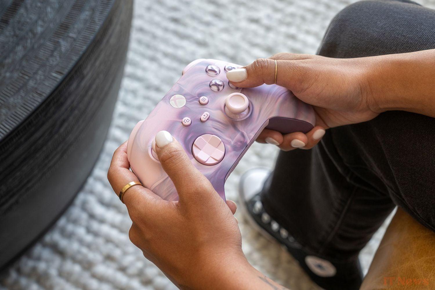 Xbox unveils its new controllers on the smoked pattern