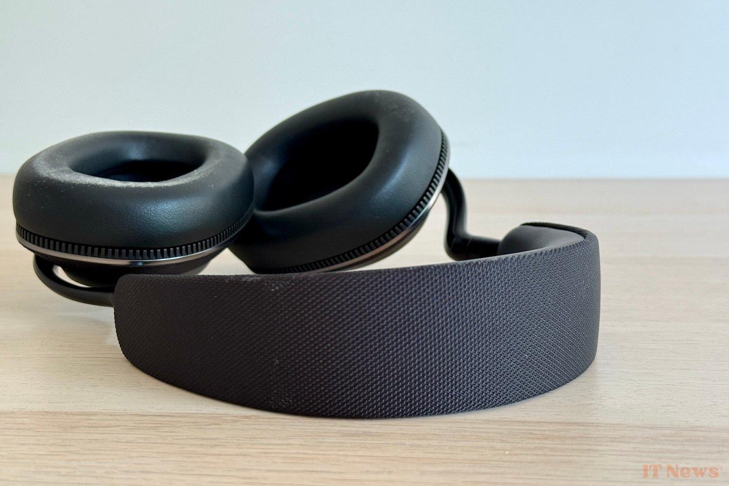 Bowers & Wilkins Px7 S3 Review: The Portable Headphones That Will Delight Audiophiles