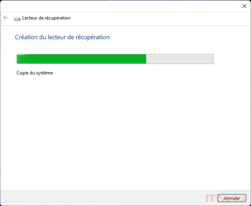 Windows 11: How to create a USB recovery key?