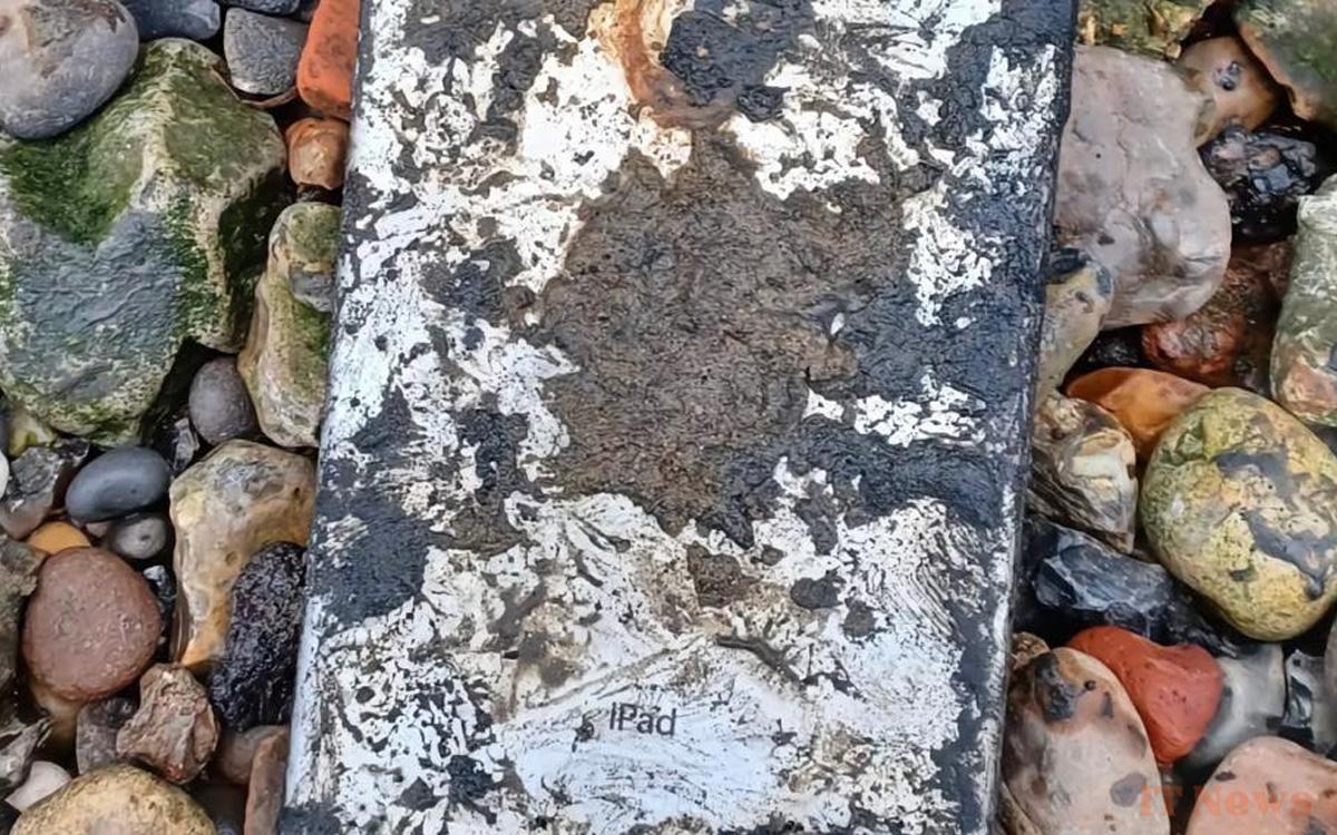 The police throw in prison thieves thanks to this iPad who spent 5 years at the bottom of a river