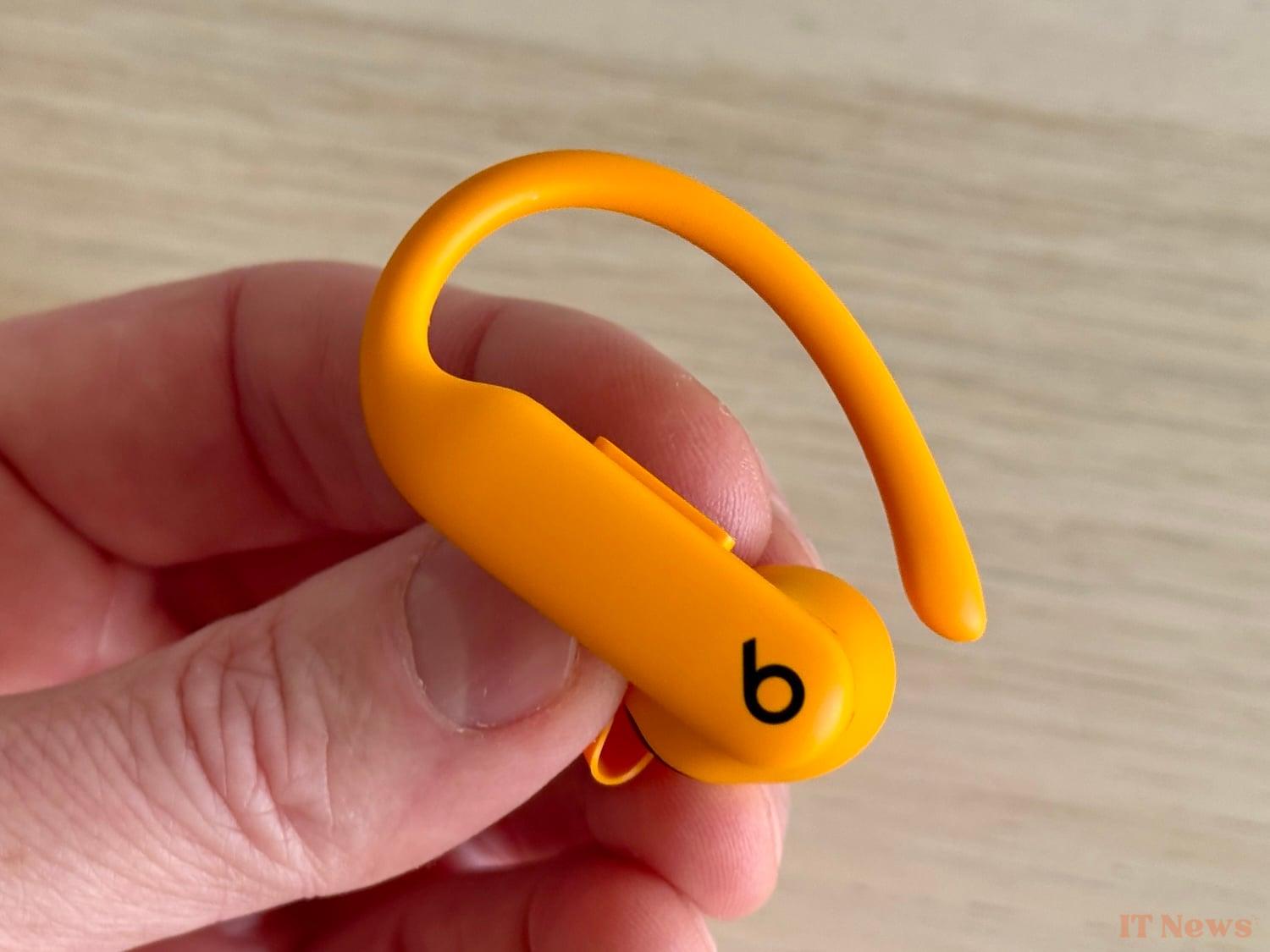 A cardio sensor in beats headphones… and for airpods?