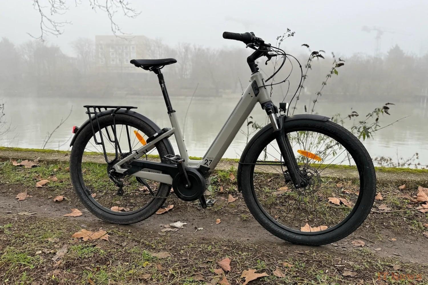 Mustache test Tuesday 27.4: versatility is its strength